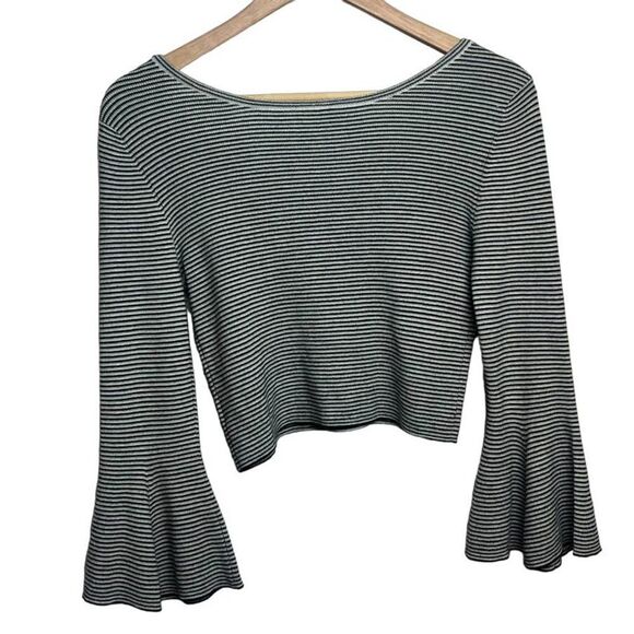 A.L.C. Shiloh Striped Crop Bell Sleeve Top Sz. M - Picture 6 of 8